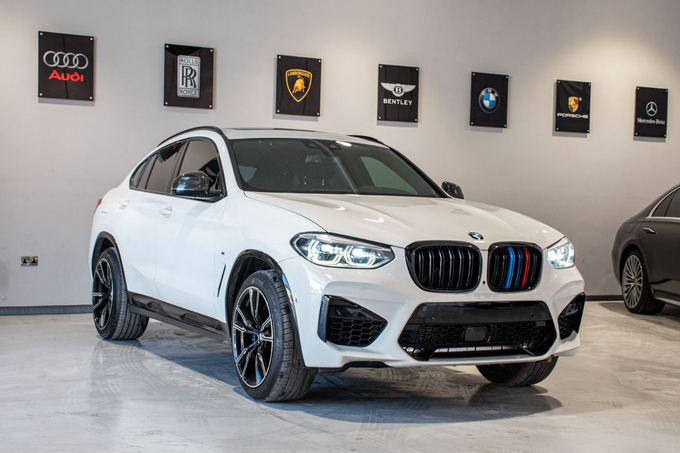 BMW X4 XDRIVE 20i