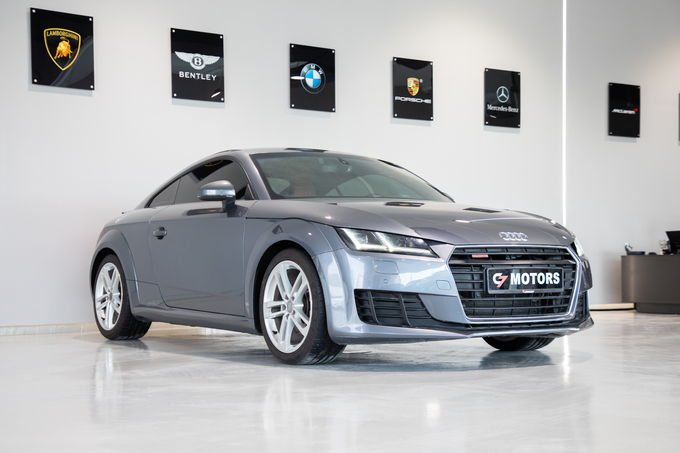 AUDI TT QUATTRO
