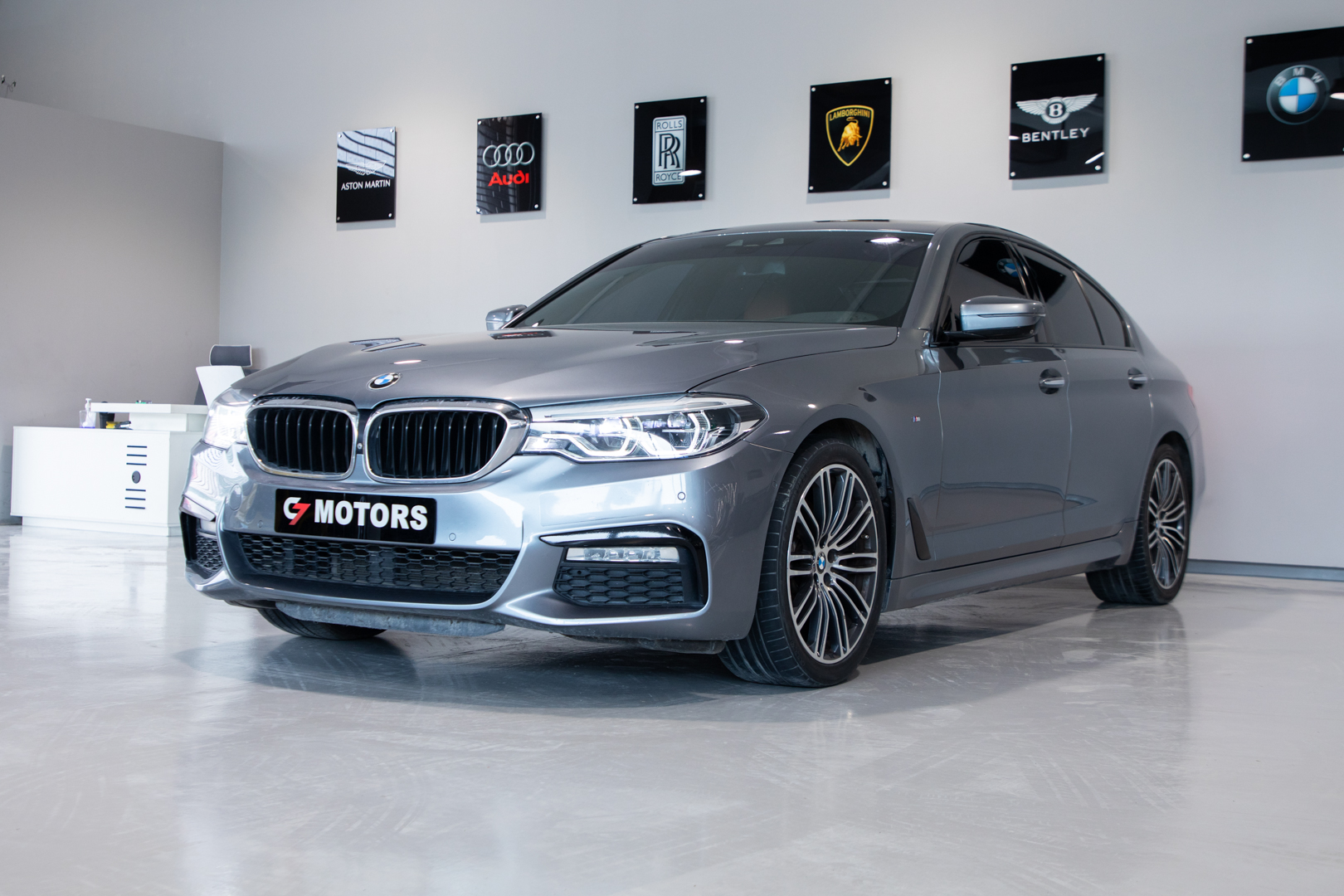 BMW 530i