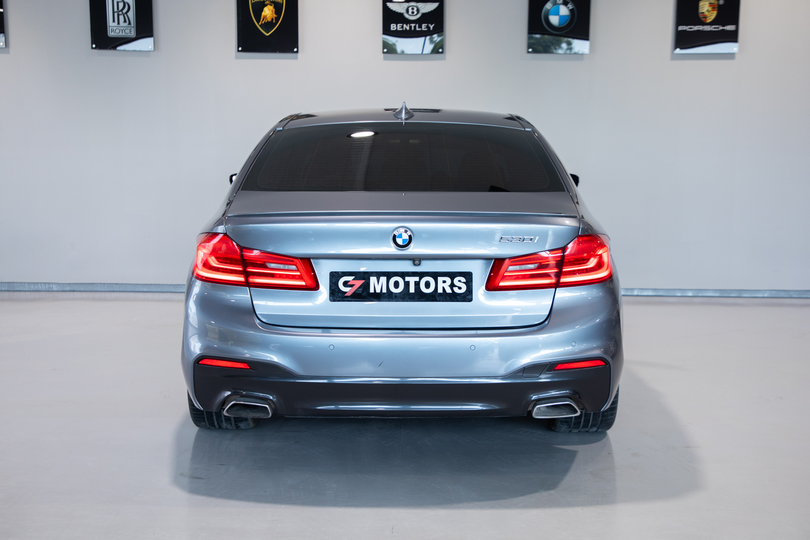BMW 530i