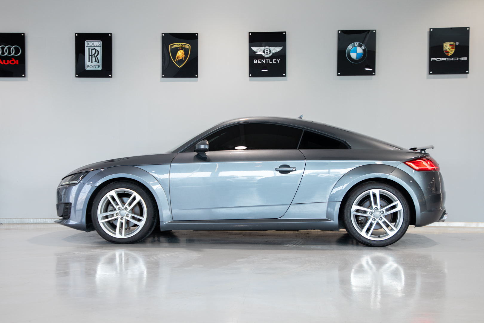 AUDI TT QUATTRO