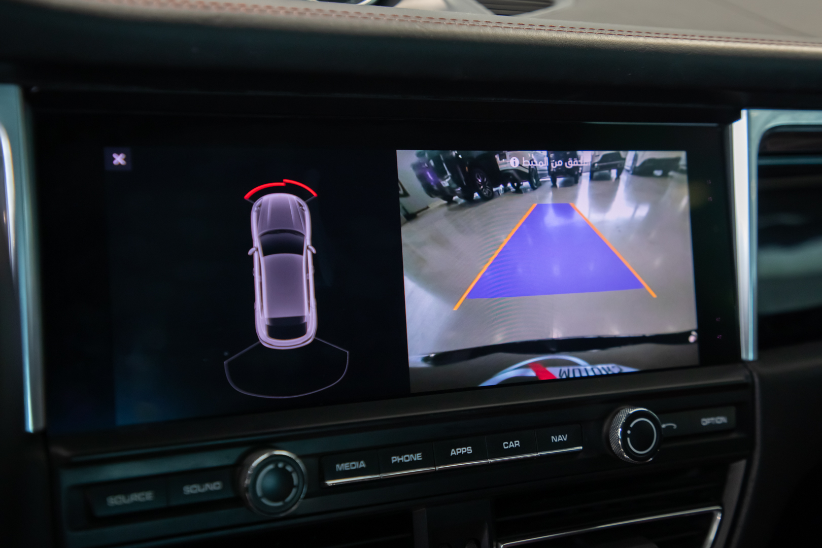 PORSCHE MACAN STANDARD