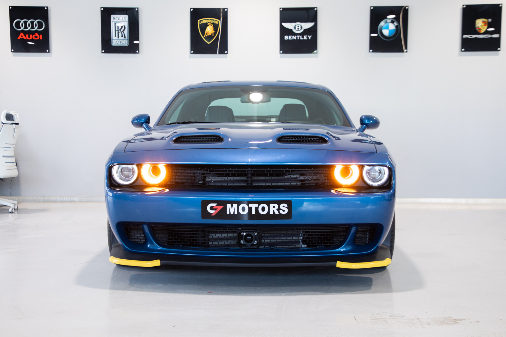 DODGE CHALLENGER HELLCAT