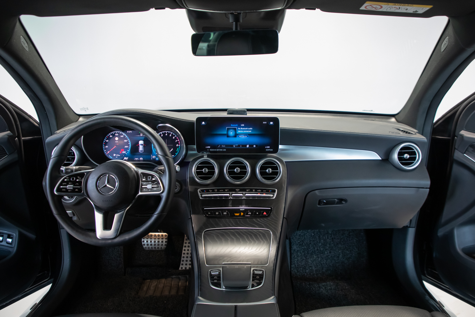MERCEDES GLC 300e