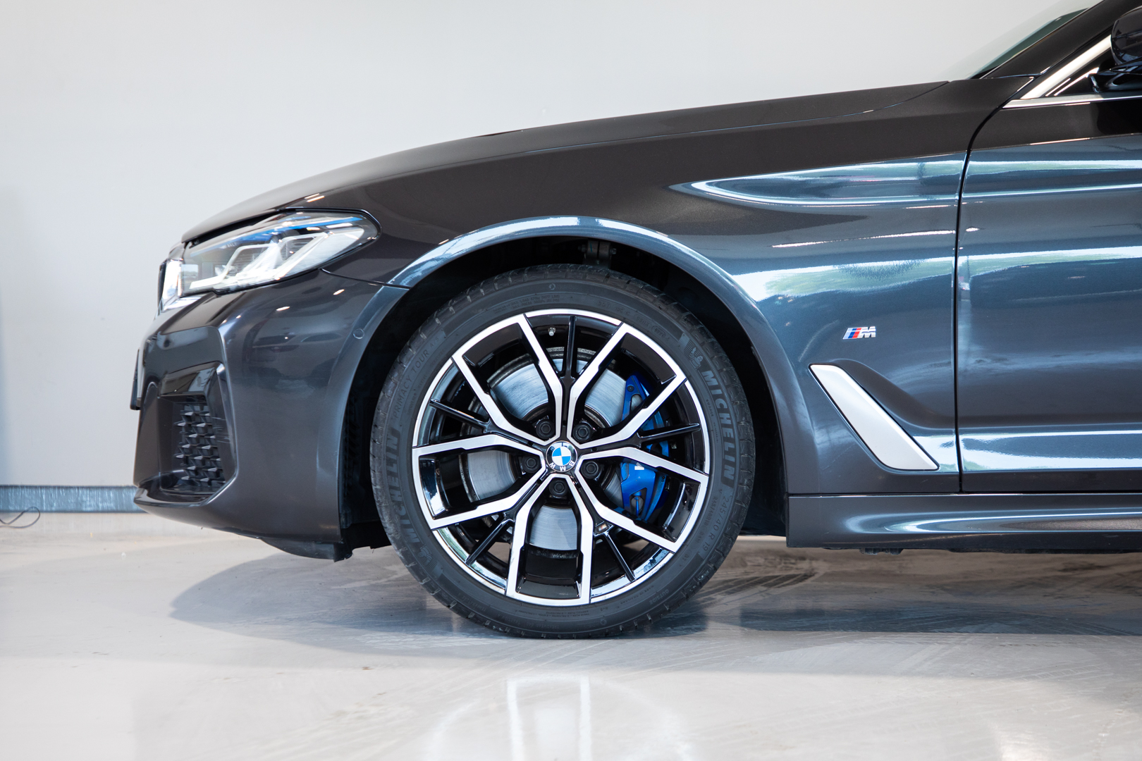BMW 5-Series 530i xDrive