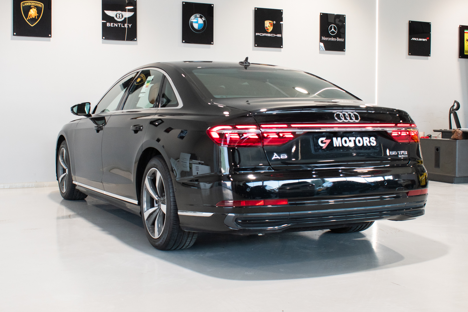 AUDI A8 55 TFSI Quattro