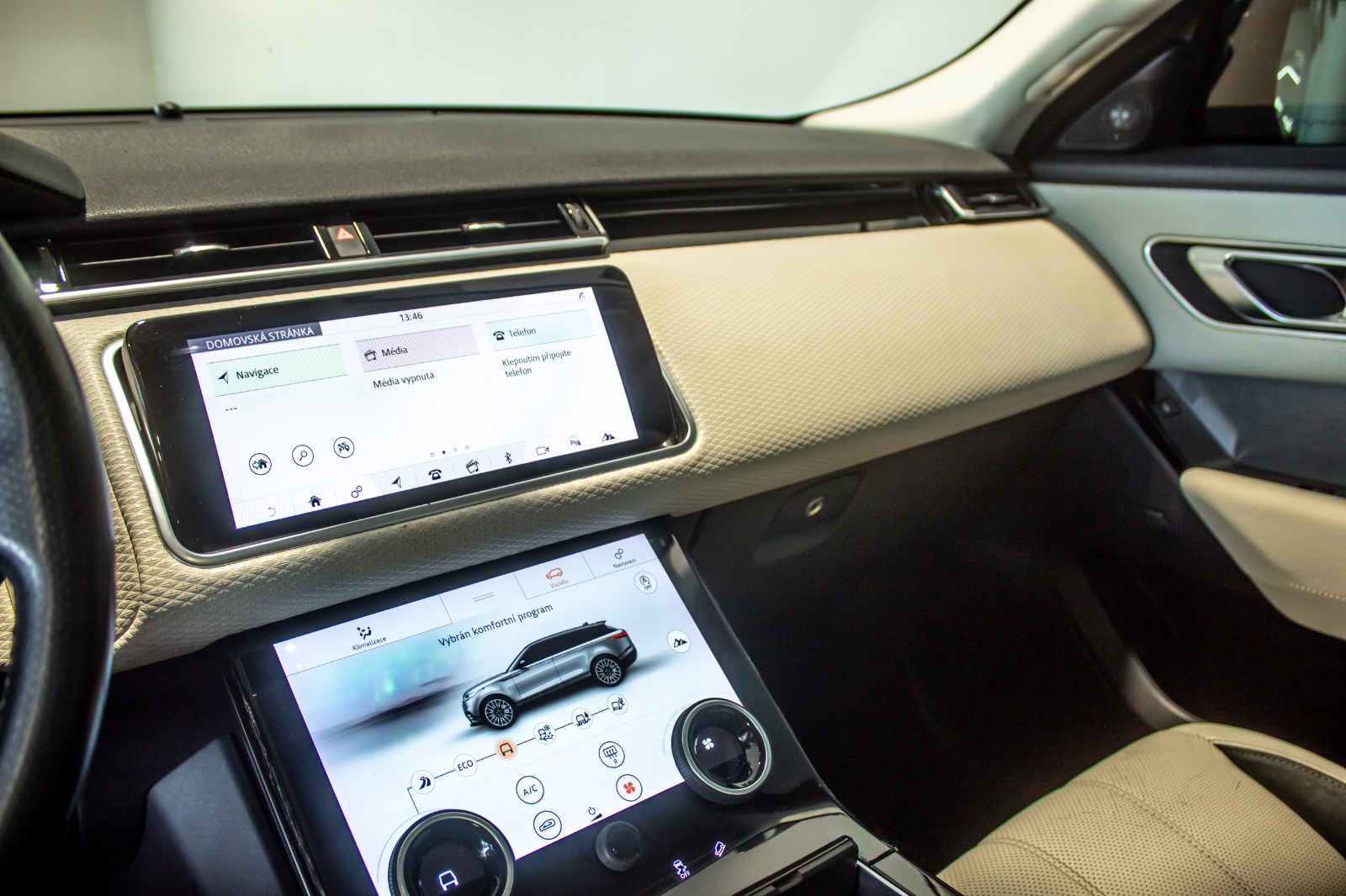 Range Rover VELAR P250 S