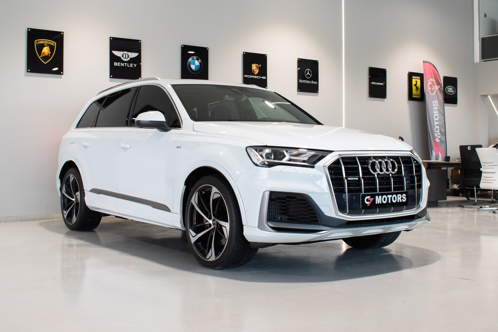 AUDI Q7 55 TFSI quattro S line