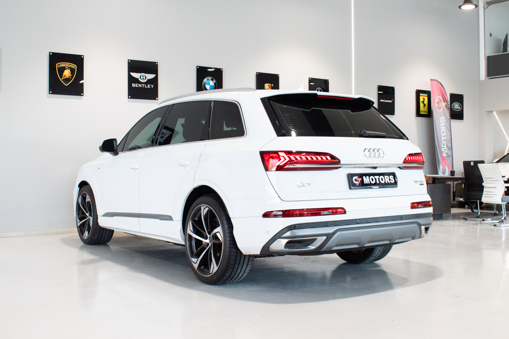 AUDI Q7 55 TFSI quattro S line
