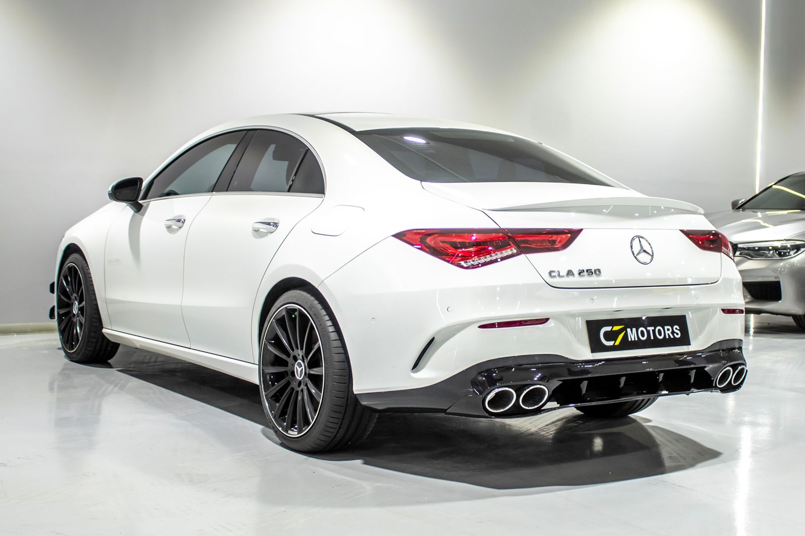 MERCEDES CLA 250